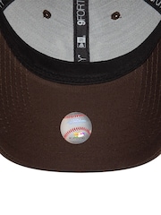 New Era 9FORTY Eeesntial Brown Cap - Image 6 of 8