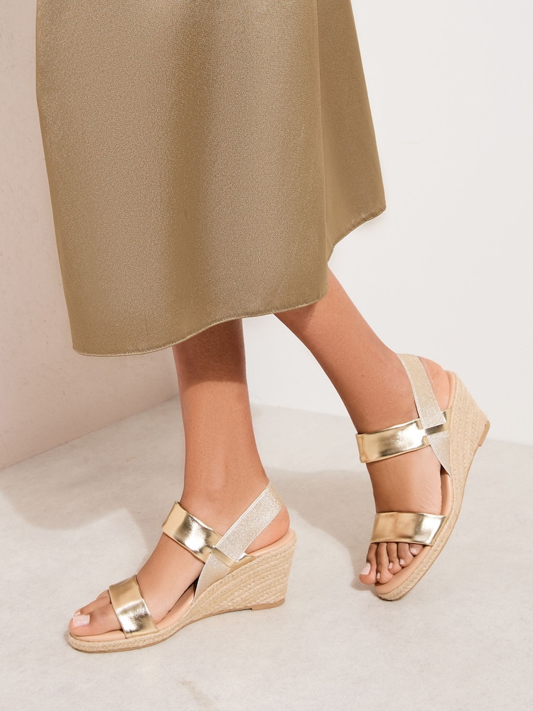 Faux Leather Gold - Friends Like These Elastic Low Espadrille Wedge Comfort Casual Sandals - 5এর মধ্যে 2 ছবি