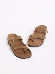 Taupe Wildlederimitat - Friends Like These Multi Strap Buckle Detail lässige Fußbett-Sandalen - Bild 3 von 5