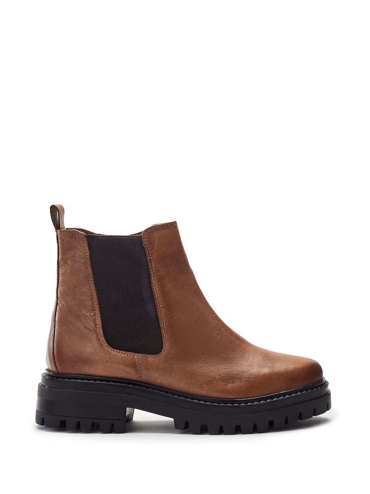 Moda in Pelle Odasia Soft Square Elasticated Chelsea Boots - Image 1 of 4 Moda in Pelle Odasia Soft Square Elasticated Chelsea Boots - Image 1 of 4