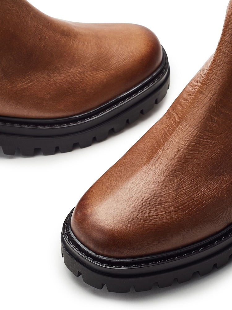 Moda in Pelle Odasia Soft Square Elasticated Chelsea Boots - Image 4 of 4