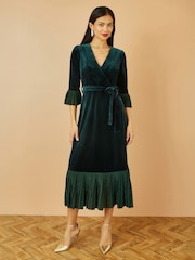 Yumi Velvet Wrap Midi Dress With Contrast Hemline - Imagem 1 de 5