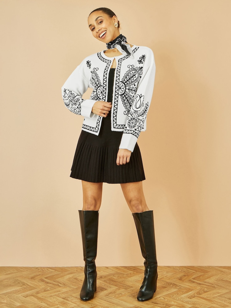 Yumi White Folk Embroidered Edge To Edge Cardigan - Image 2 of 4 Yumi White Folk Embroidered Edge To Edge Cardigan - Image 2 of 4