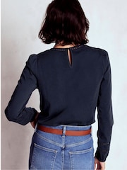 Boden Flo Trim Detail Top - Imagem 3 de 4