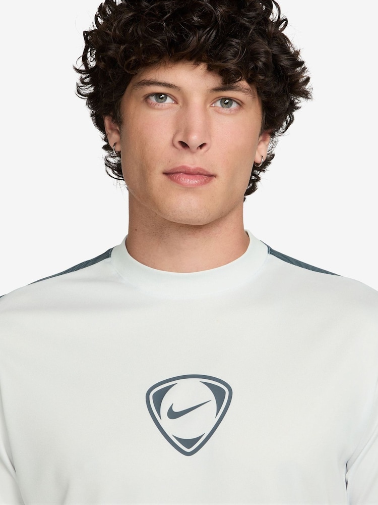 Nike White Dri-FIT Academy Graphic Training T-Shirt - Image 3 of 3