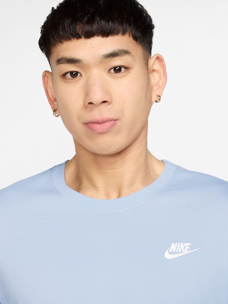 Nike Hyrdrogen Blue Short Sleeve Club T-Shirt - Image 3 of 3