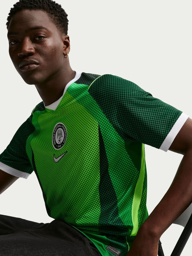 Nike Green Nigeria 2026 Stadium Football Shirt - Image 1 of 8