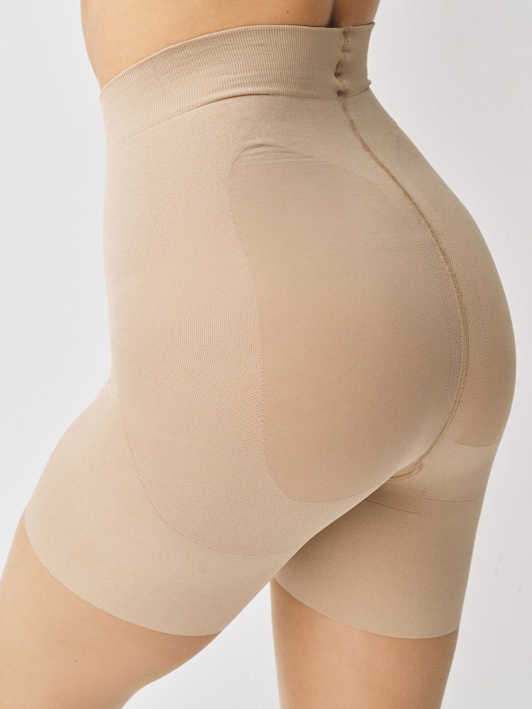 Latte Bum/Tum/Thigh Gloss Shaping 20 Denier Tights - Image 4 of 4