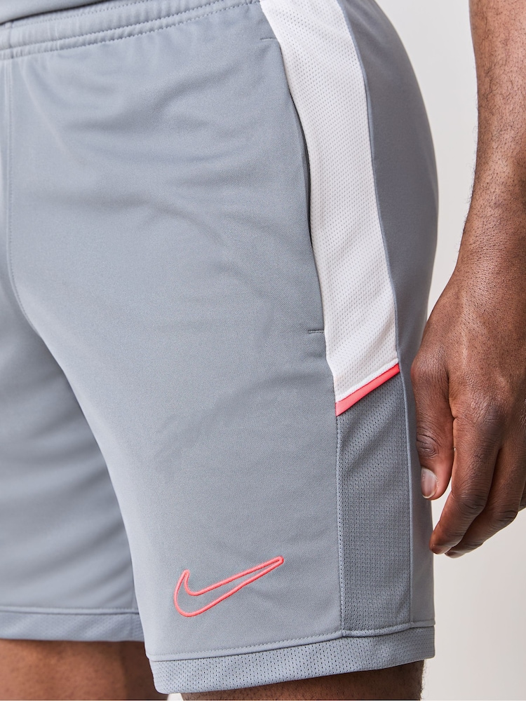 Nike Chrome Black Dri-FIT Academy Training Shorts - Image 4 of 4 Nike Chrome Black Dri-FIT Academy Training Shorts - Image 4 of 4