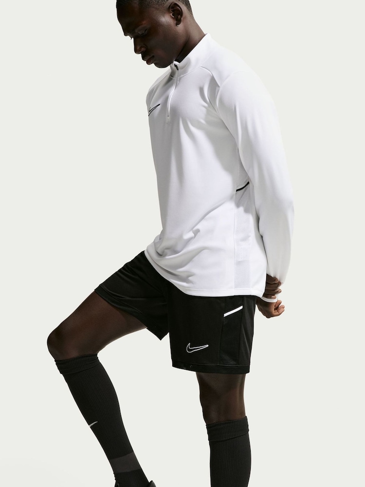 Μαύρο - Σορτς για τρέξιμο Nike Miler Dri-FIT 7 ίντσας χωρίς επένδυση - Εικόνα 5 του 5