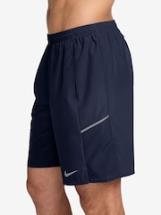 Gecə Yarısı Donanması - Nike Miler Dri-FIT 9 düymlük astarsız qaçış şortları - 4şəkildən 3 şəkil