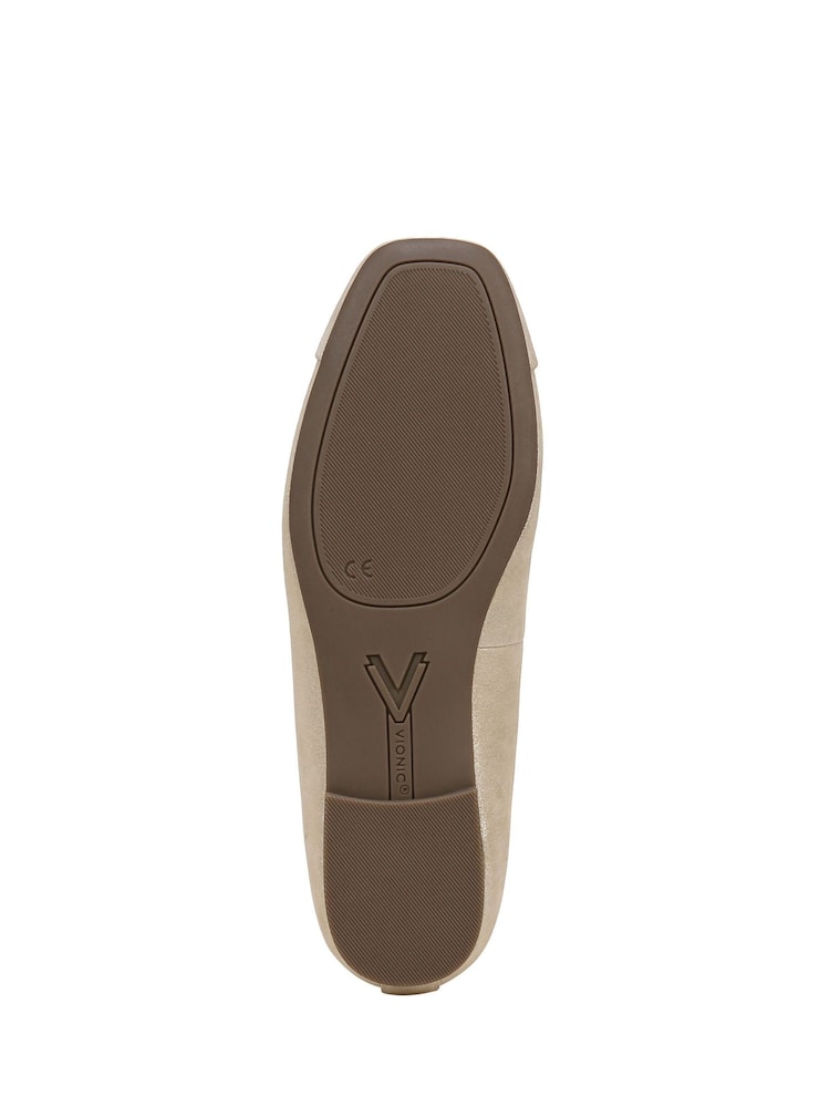 Vionic Gold Klara Wide Fit Arch Support Ballet Flats - Image 7 of 7