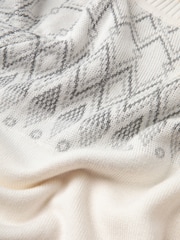 Creme - The Little Tailor Smart Linear Diamond Fairisle Roll Neck Luxury Knit Jumper - Bild 11 von 12