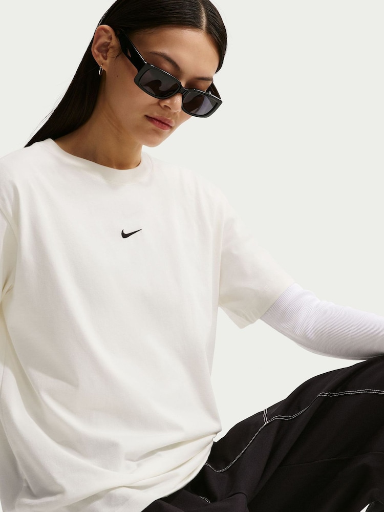 Nike Sail Neutral Sportswear Essential Oversized T-Shirt - Image 5 of 5