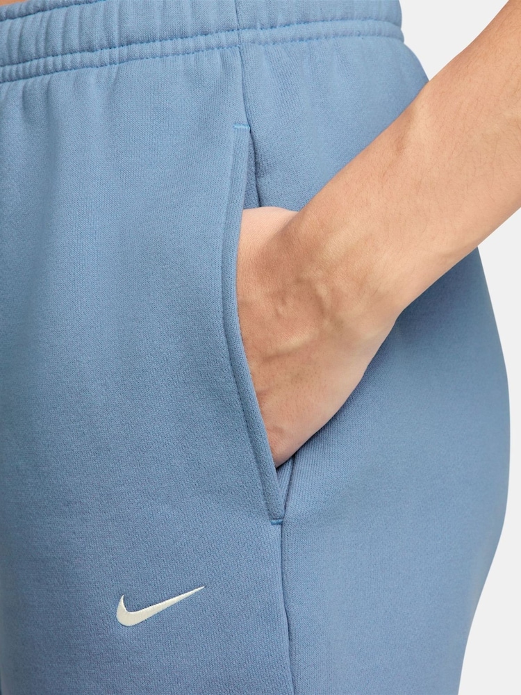 Nike Work Blue Studio Fleece Mid Rise Shorts - Image 4 of 4 Nike Work Blue Studio Fleece Mid Rise Shorts - Image 4 of 4