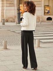 Pantalones fluidos de pernera ancha de Sosandar - Imagen 3 de 5