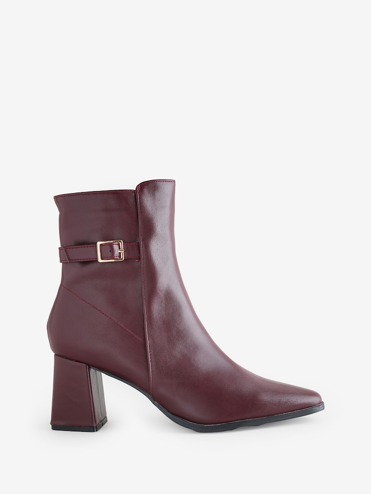 Sosandar Stiefeletten mit Blockabsatz und Schnallenbesatz - Bild 1 von 1