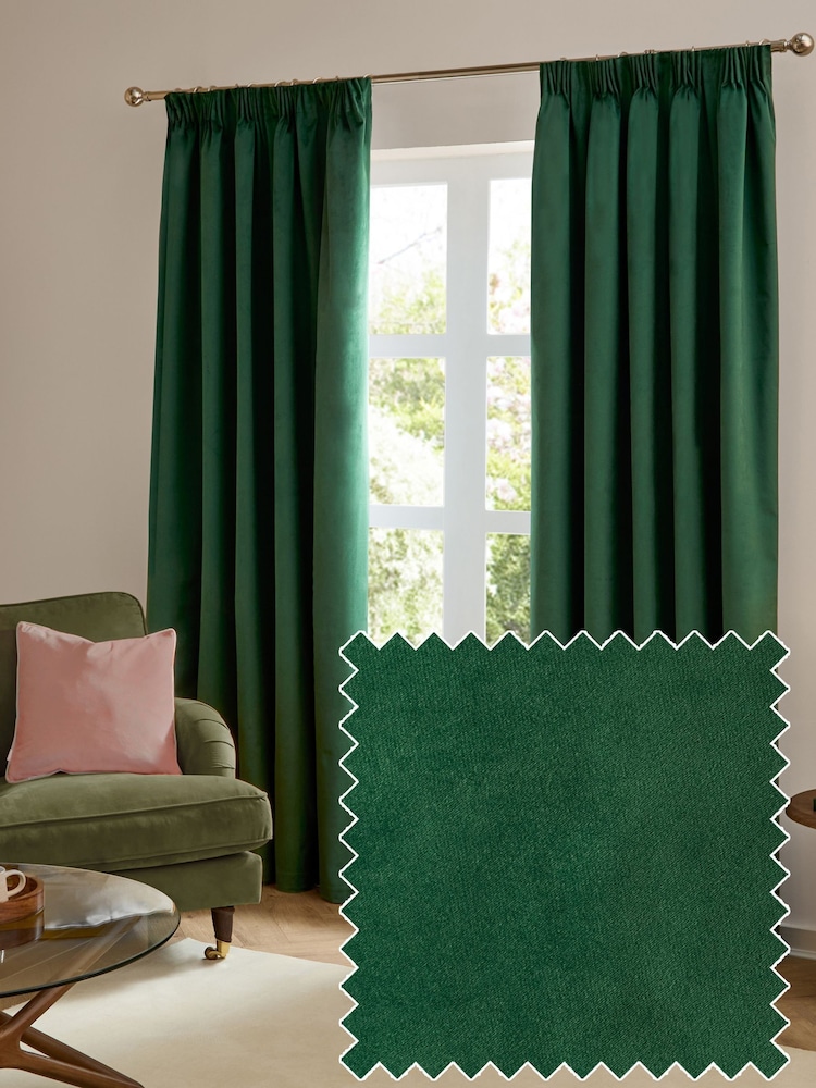 Furn The Ultimate Velvet 100% Blackout Pencil Pleat Curtains - صورة 1 من 7