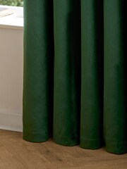 Furn The Ultimate Velvet 100% Blackout Pencil Pleat Curtains - صورة 6 من 7