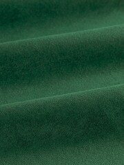 Furn The Ultimate Velvet 100% Blackout Pencil Pleat Curtains - صورة 7 من 7