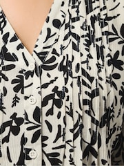 Evans Natural Shirred Cuff Pintuck Shirt - Image 4 of 5