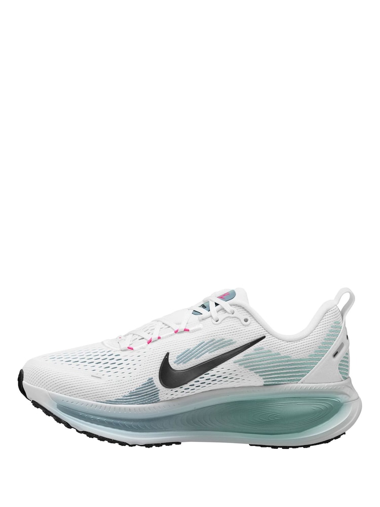 Nike White/Green Vomero 18 Running Trainers - Image 2 of 4 Nike White/Green Vomero 18 Running Trainers - Image 2 of 4