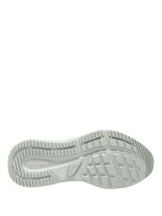 Nike White/Silver Winflo 12 Running Trainers - Image 4 of 4