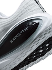 Nike White/Silver Vomero Plus Running Trainers - Image 7 of 8