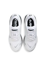 Nike White/Silver Vomero Plus Running Trainers - Image 8 of 8