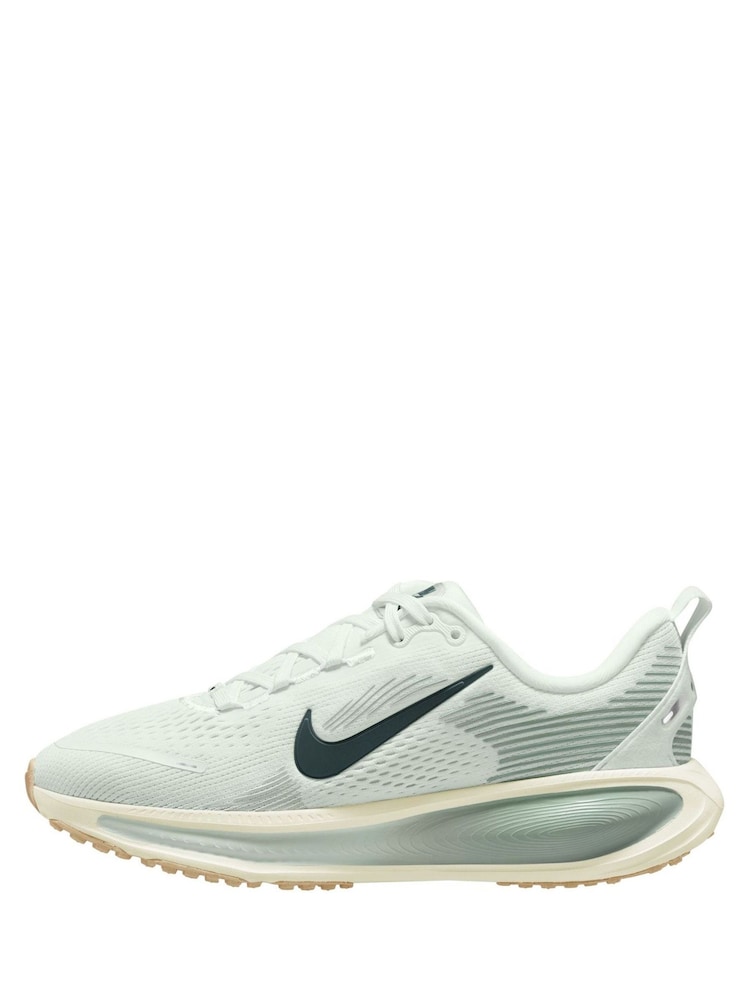 Nike Light Green Youth Vomero 18 Road Running Trainers - Image 2 of 4 Nike Light Green Youth Vomero 18 Road Running Trainers - Image 2 of 4