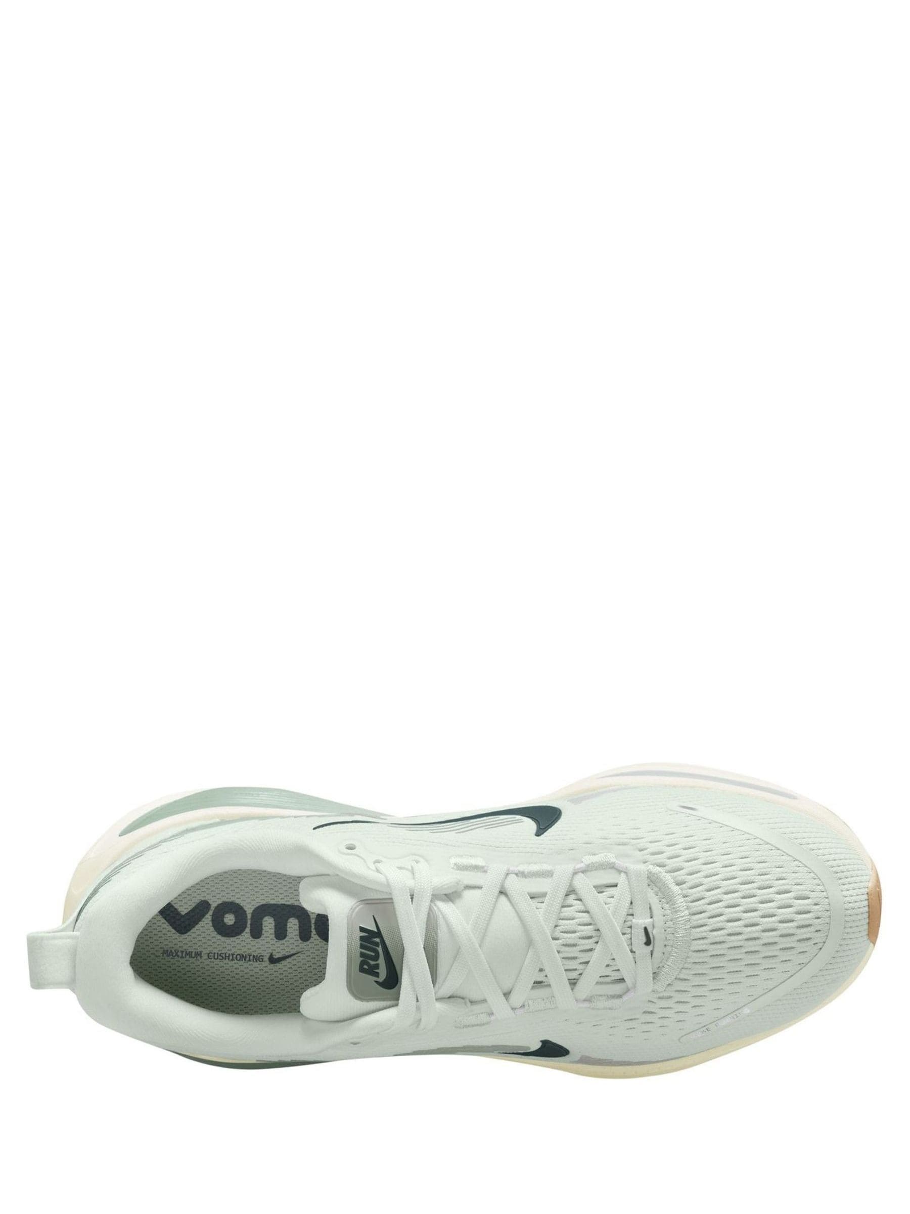 Buy Світло-зелений - Nike Youth Vomero 18 Road Running Trainers з