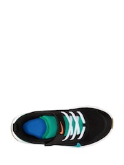 Nike Black/Green Junior Omni Court Trainers - Image 8 of 8