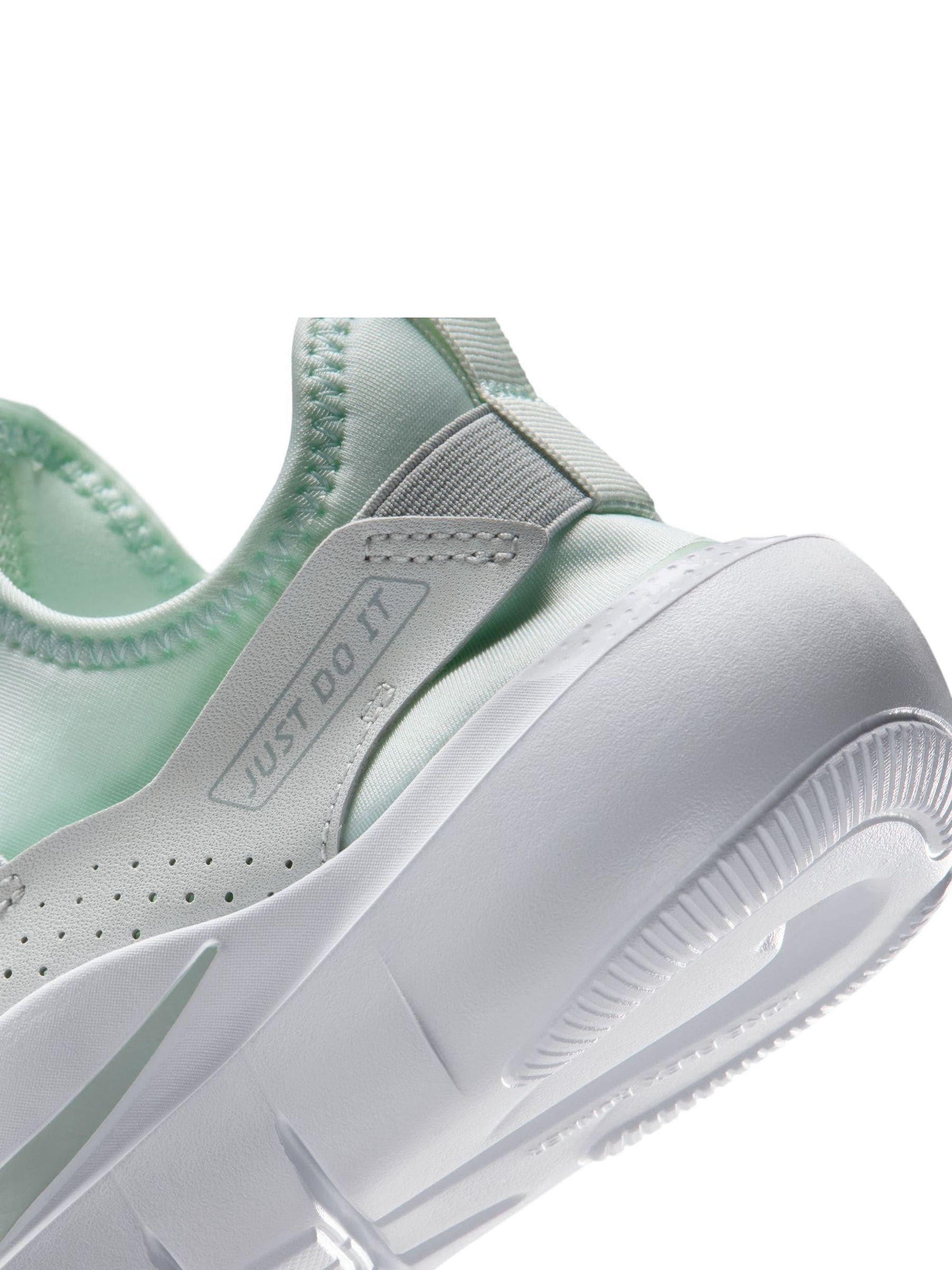 pale green nike trainers