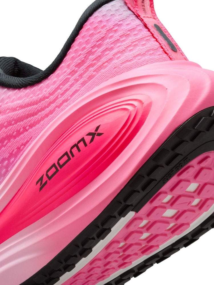 Pearl Vaaleanpunainen - Nike Vomero Plus -maantiejuoksukengät - Kuva 10 / 10