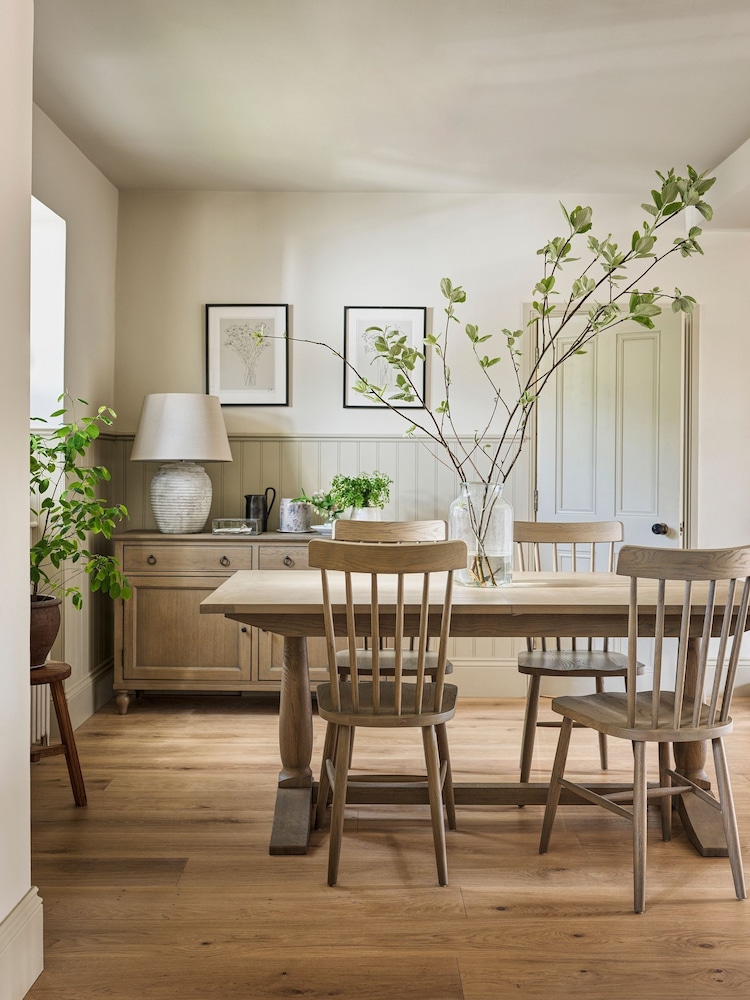 Cotswold Company Smoked Elkstone 6-8 Seater Extending Dining Table - Image 1 of 5
