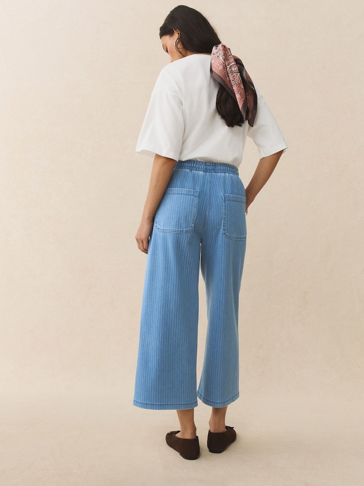 Mid Blue Striped - Denim Jersey Wide Leg Cropped Joggers - Imagen 2 de 7 Mid Blue Striped - Denim Jersey Wide Leg Cropped Joggers - Imagen 2 de 7