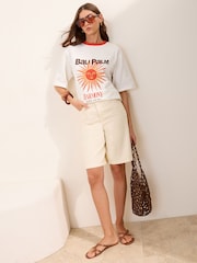 White Bali - تيشرت رسم من Friends Like These - Image 4 of 4