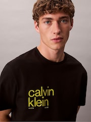 Calvin Klein Black Circle Graphic Relaxed T-Shirt - Image 4 of 6