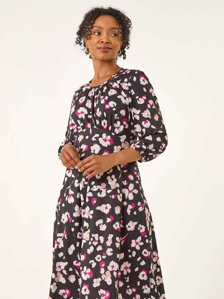 Roman Black Petite Floral Gathered Midi Dress - Image 1 of 5