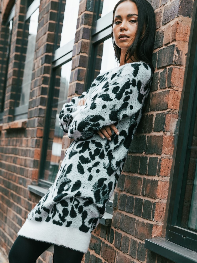 animal print knitted dress FARM Rio Leopard Print Knit Midi Dress
