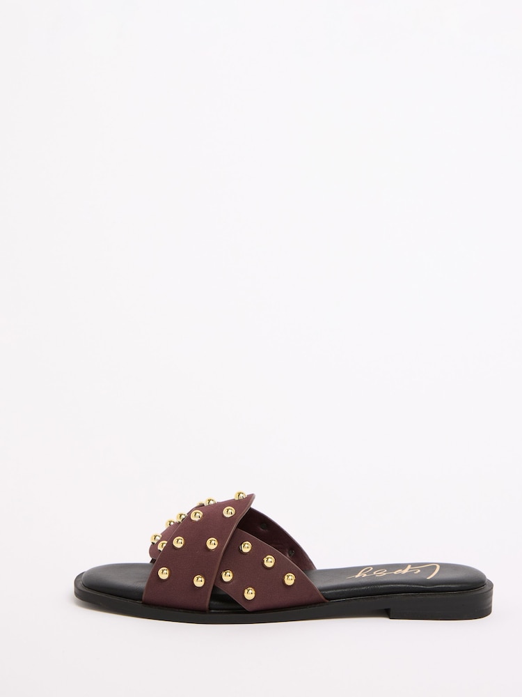 Burgunderrot - Lipsy Faux Suede Woven Studded Slip On Summer Sandals - Bild 5 von 5 Burgunderrot - Lipsy Faux Suede Woven Studded Slip On Summer Sandals - Bild 5 von 5