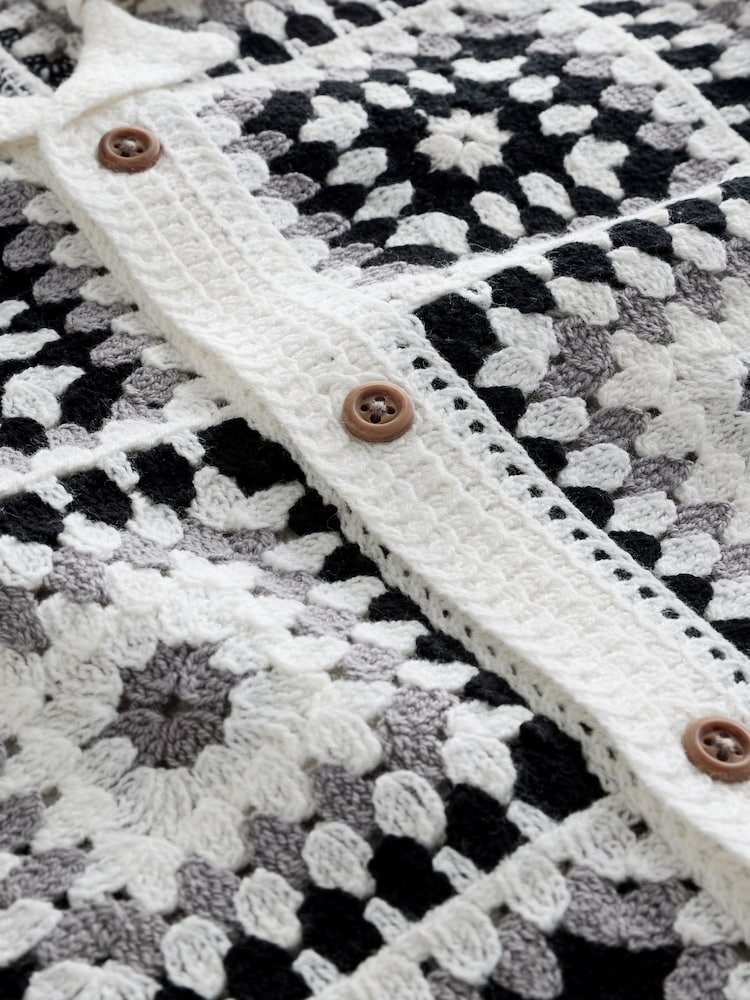 Black/White Crochet Knitted Short Sleeve Shirt (12mths-10yrs) - Image 4 of 4