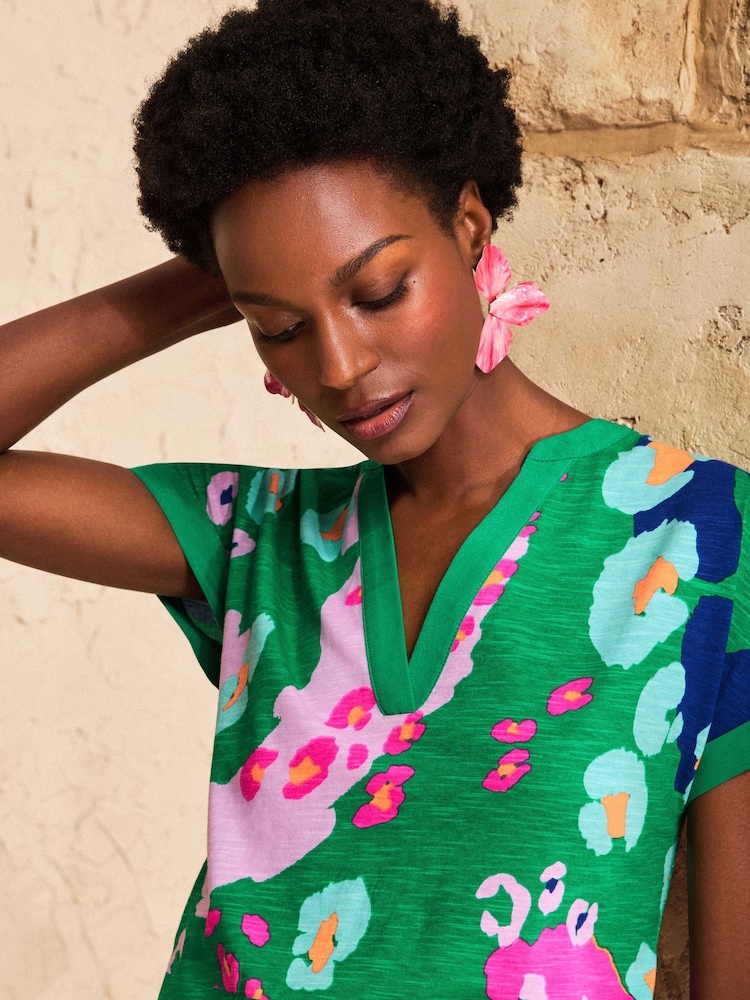 Love & Roses Green Animal Print Petite Notch Neck Jersey T-Shirt - Image 2 of 4