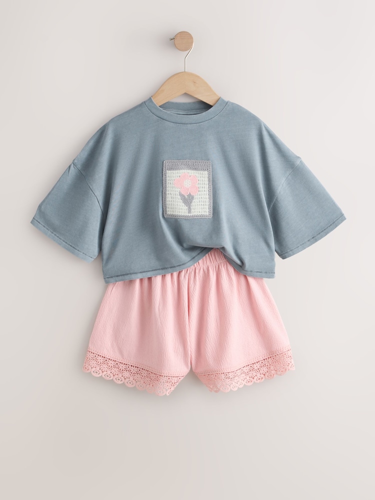 Grey/Pink Flower Detail - Комплект футболки та фактурних шортів (3-16років) - Image 2 of 5