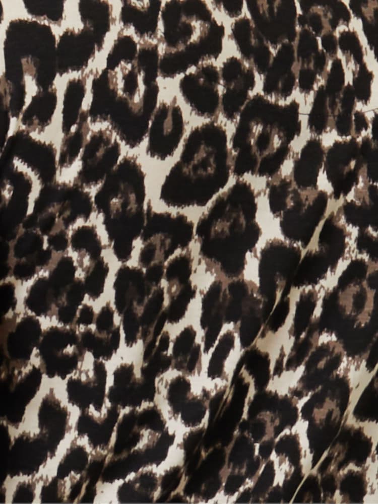Threadbare Leopard Long Sleeve Jersey Midi Dress - Image 4 of 4
