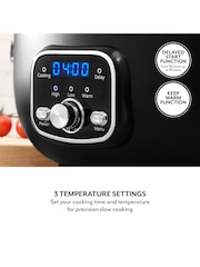 Sur La Table Black Core 6.5 Litre Digital Slow Cooker - Image 5 of 8