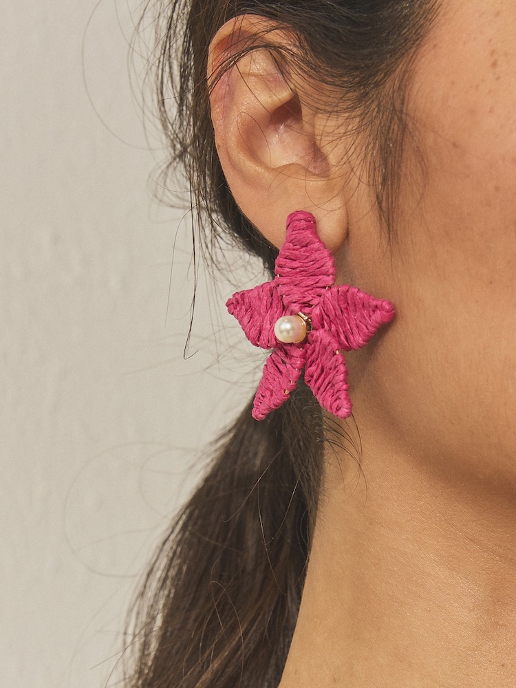 Pink Raffia Statement Flower Stud Earrings - Image 2 of 5 Pink Raffia Statement Flower Stud Earrings - Image 2 of 5