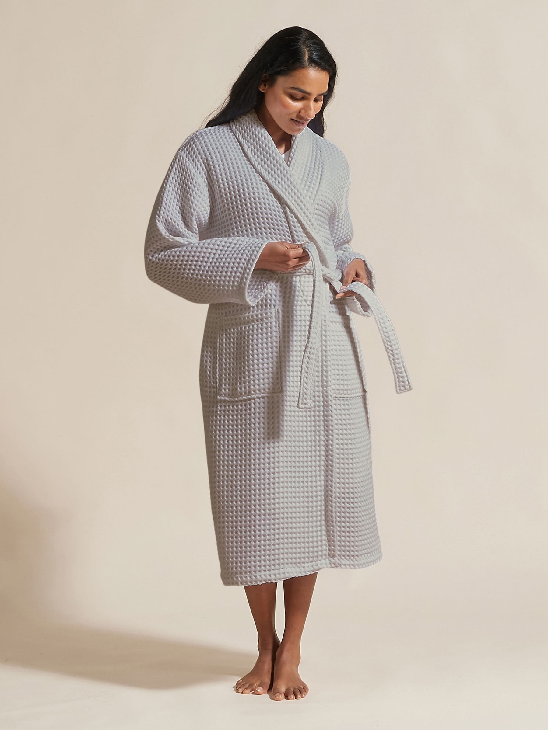 Christy Unisex Dove Grey Waffle Weave Kimono Style Robe - Image 9
