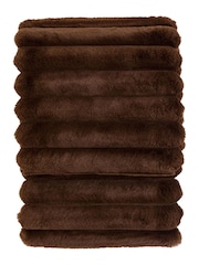 Gallery Home Brown Ridge Faux Fur Throw - Image 4 of 6