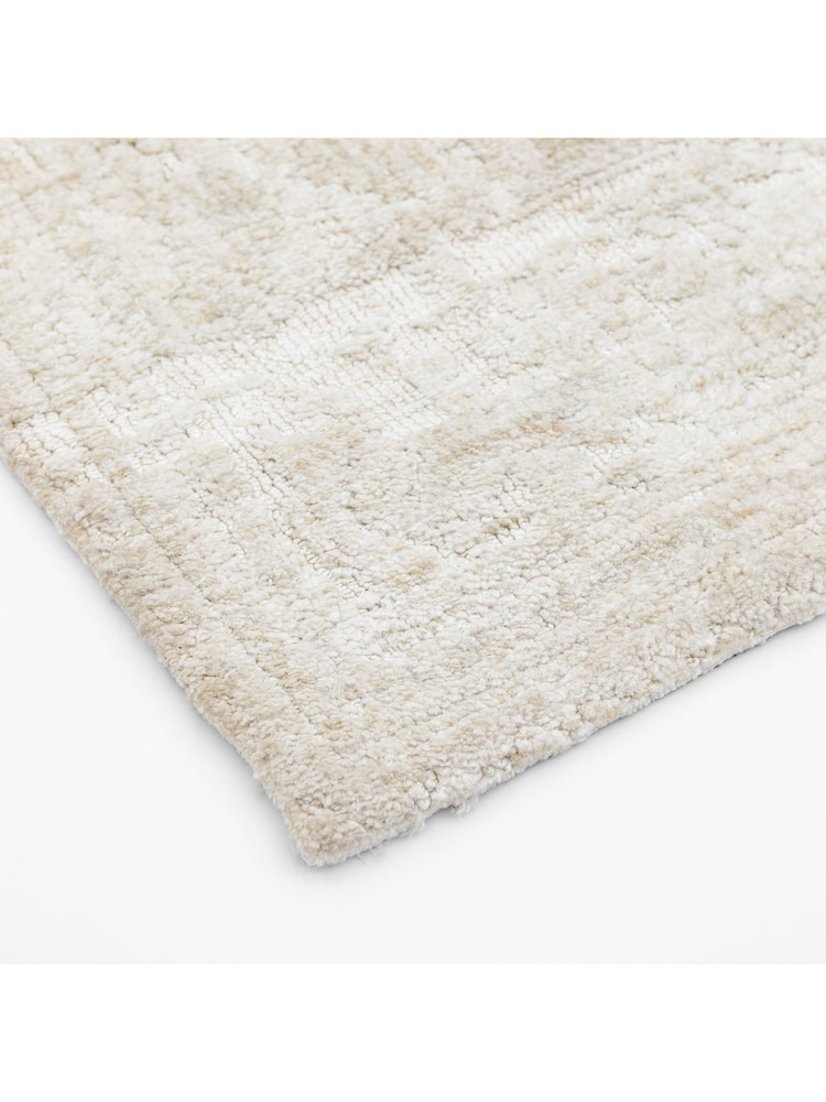 Gallery Home Natural Everest Rug - Image 3 of 3 Gallery Home Natural Everest Rug - Image 3 of 3